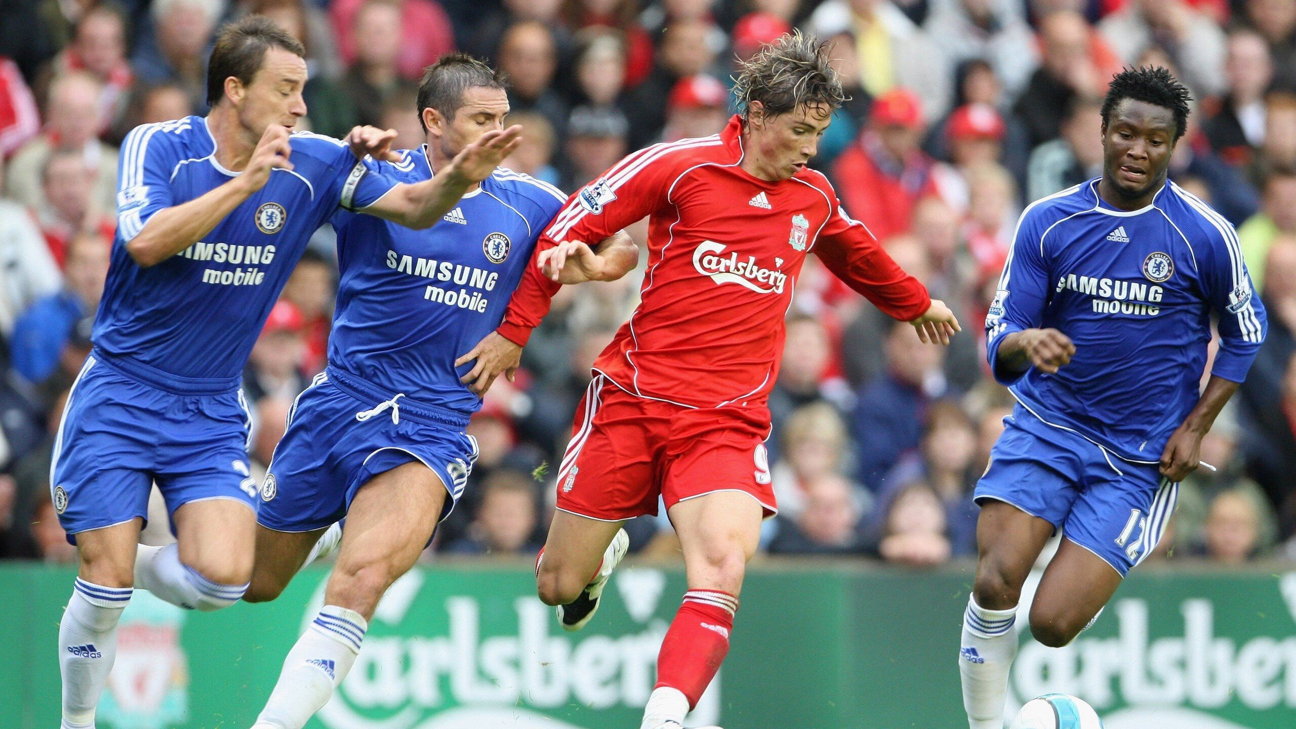 法兰克福豪取胜利，继续领先积分榜，法兰克福俱乐部