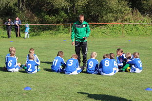 九游登录中心-加拿大队赛制透视：团体赛中的人员分配与战术执行，加拿大队首发